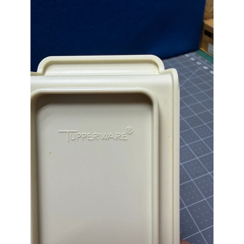 Tupperware Cracker Stayer Canister Cream Rectangle 1696 7 with Tray and Lid